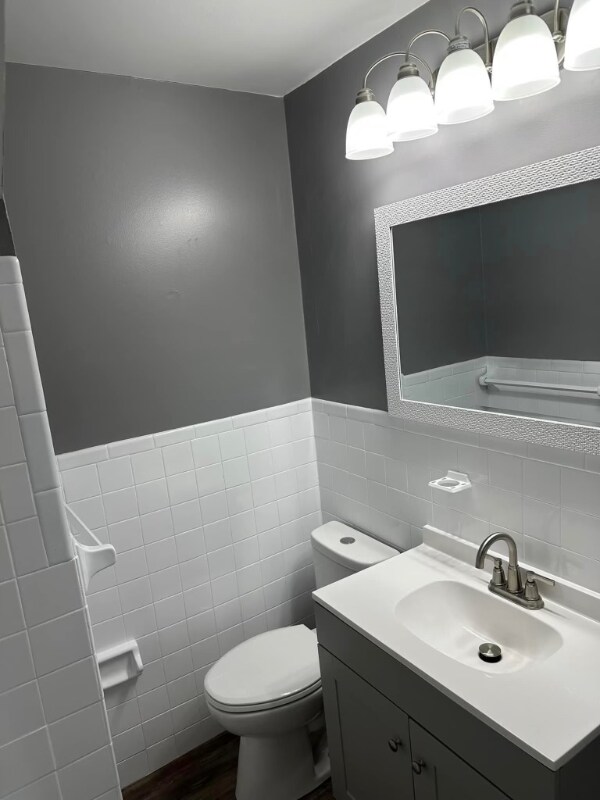 Building Photo - 2756 Longbranch Rd