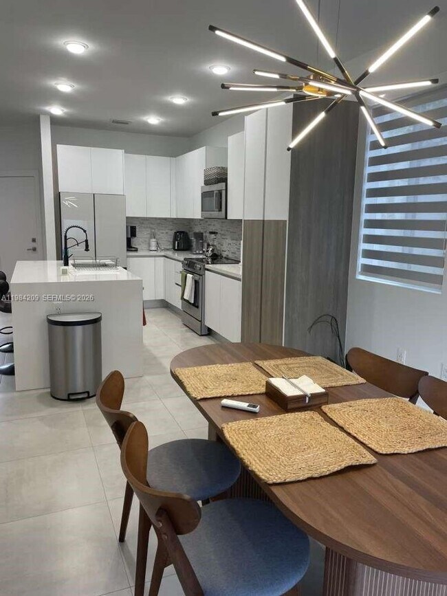 Building Photo - 7240 NW 103rd Path