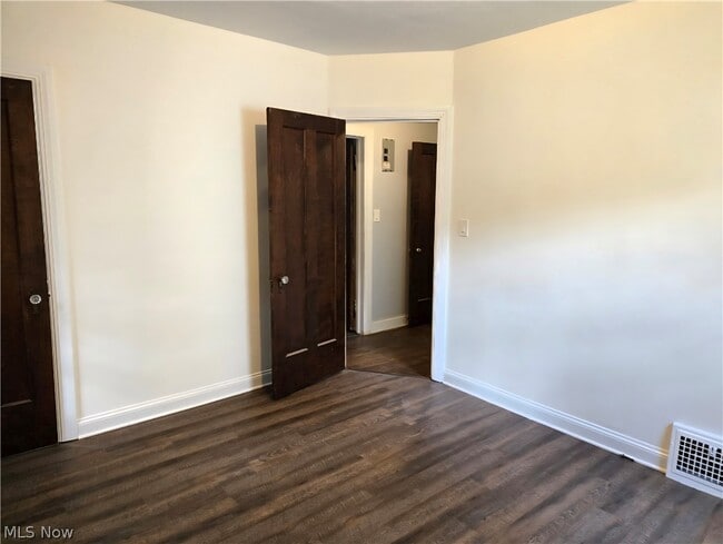 Building Photo - 3557 Lynnfield Rd