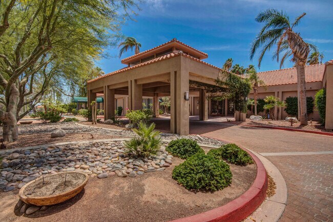 Building Photo - 67320 Cumbres Ct