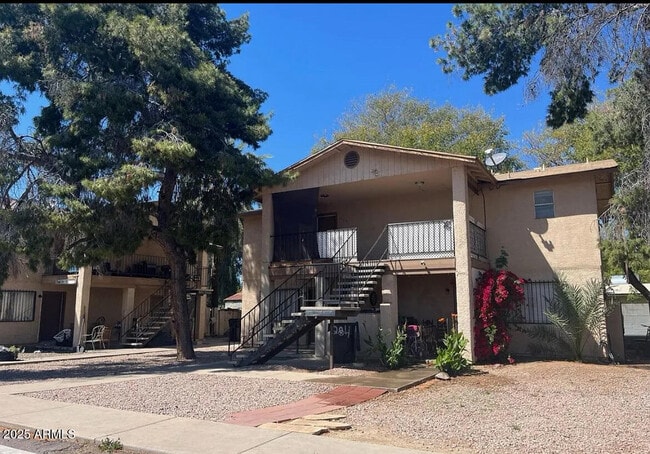 Primary Photo - 532 S Mesa Dr