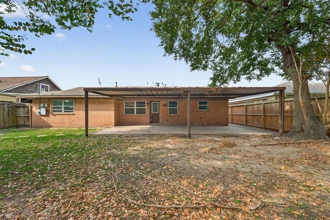 Building Photo - 2609 Raspberry Ln