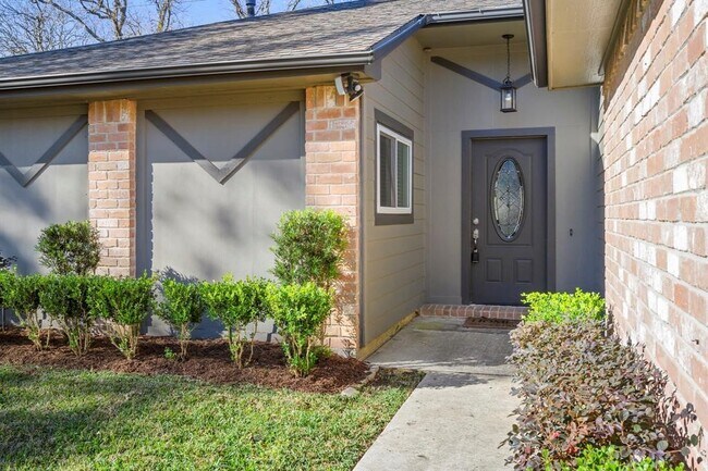 Building Photo - 835 Mayweather Ln