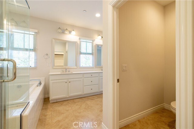 Building Photo - 222 Gaspar