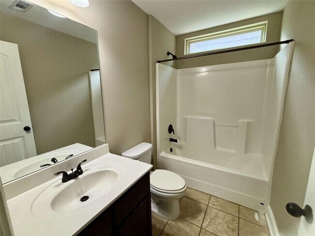 Building Photo - 4668 Hidden Creek Dr