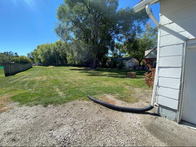 Building Photo - 3115 8th Ave S