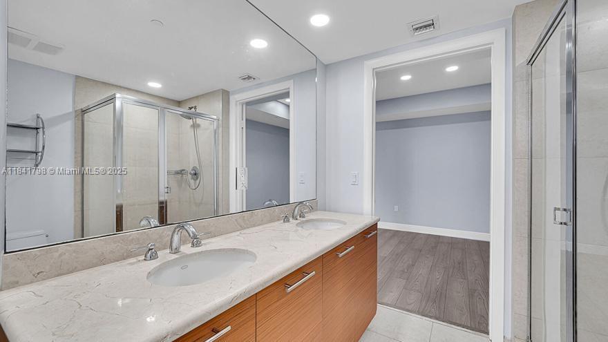 Building Photo - 50 Biscayne Blvd