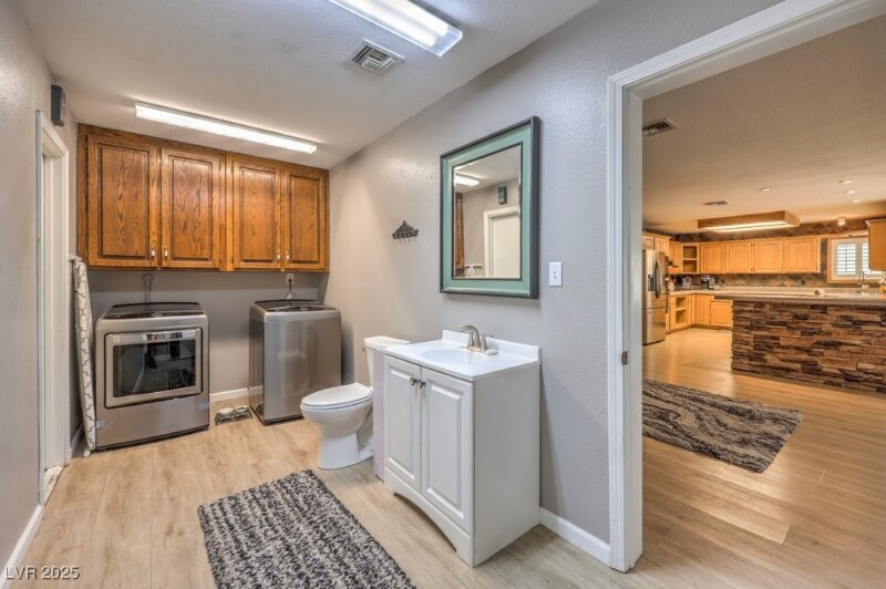 Building Photo - 2240 Grayson Cir