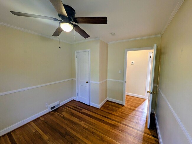 Building Photo - 1017 Madison Ave