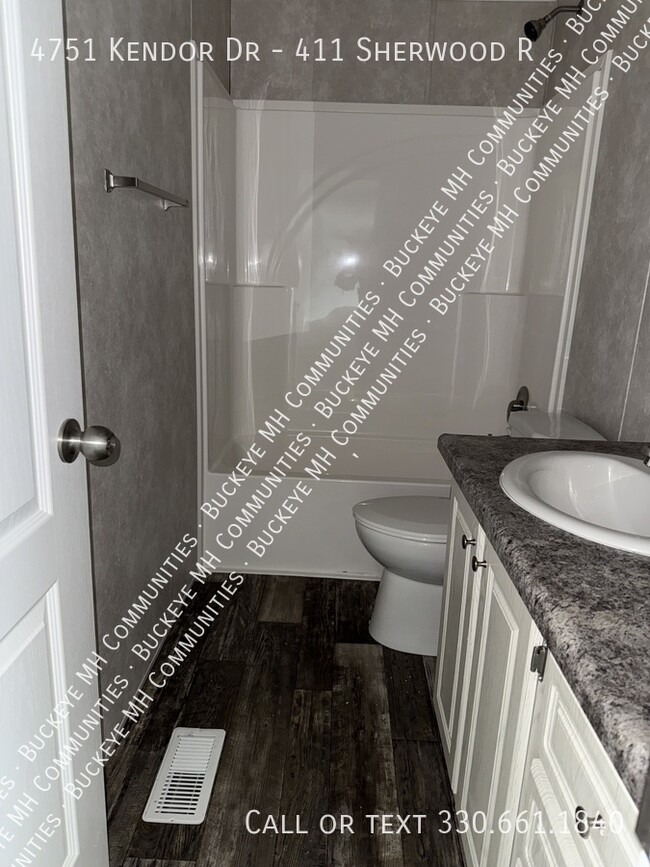 Building Photo - 4751 Kendor Dr