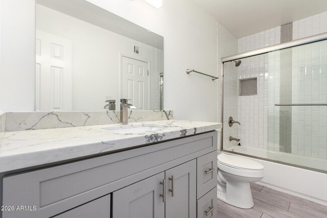 Building Photo - 1586 West Campbell Ave