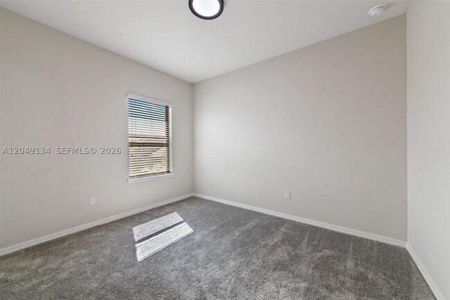 Building Photo - 4470 Waterside Dr