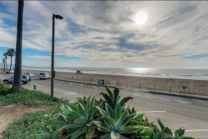 Building Photo - 202 Moonstone St