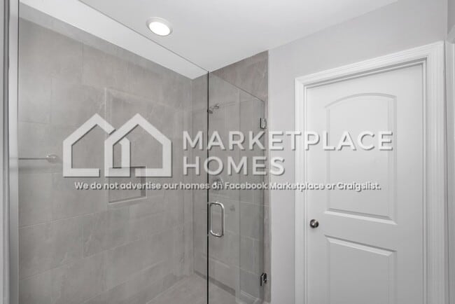 Building Photo - 14163 Nursery Dr