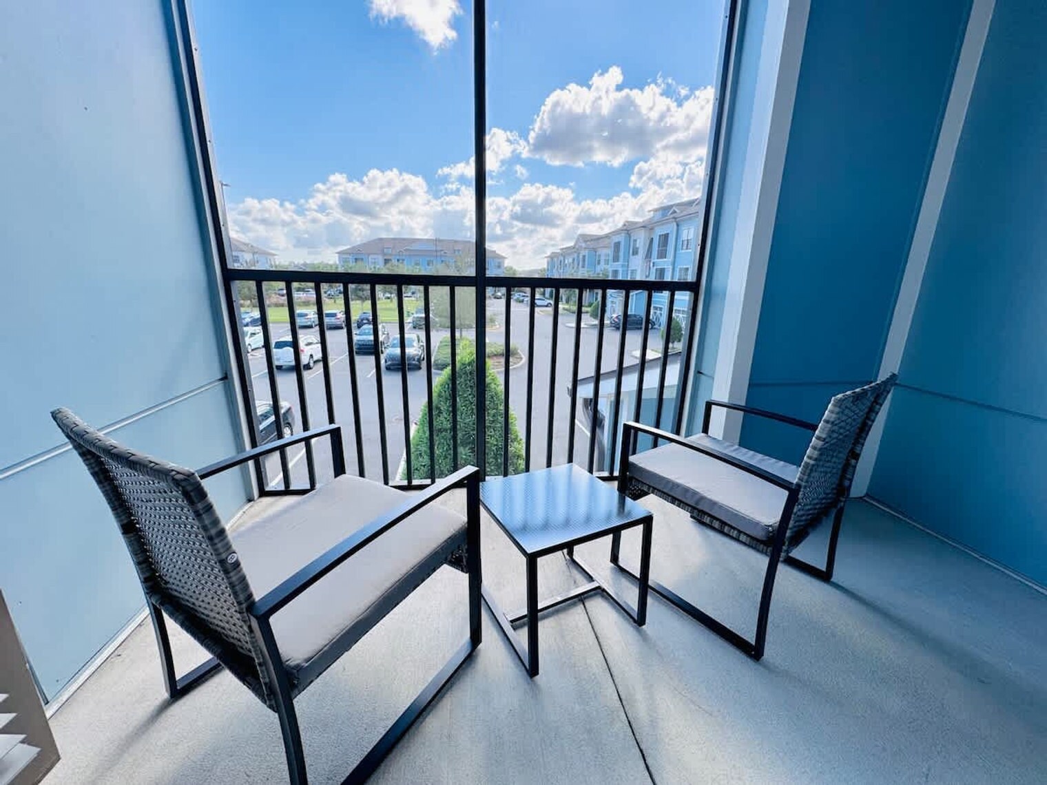 Building Photo - 9244 Vintage Hills Way