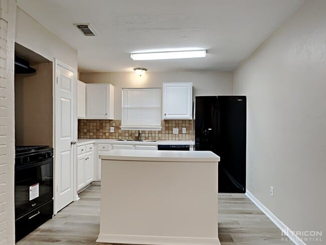 Building Photo - 12702 Ashford Meadow Dr