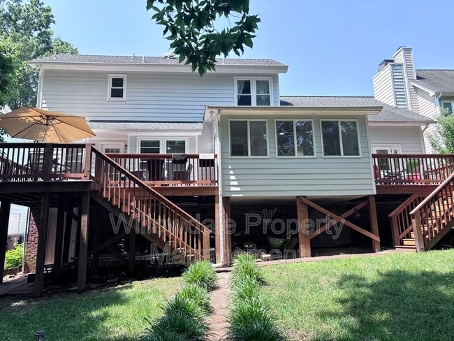 Building Photo - 305 Silvercliff Trail