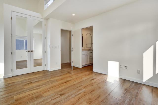 Building Photo - 410 Stratford Ct