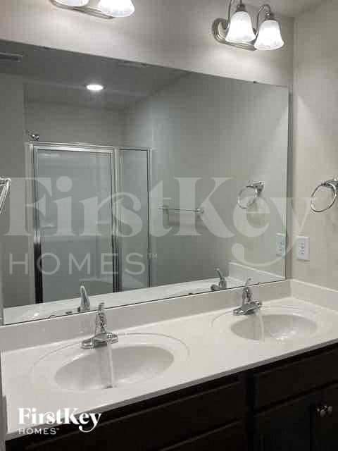 Building Photo - 2076 Cypress Village Dr NW