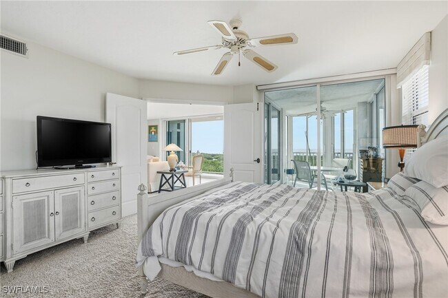 Building Photo - 6101 Pelican Bay Blvd