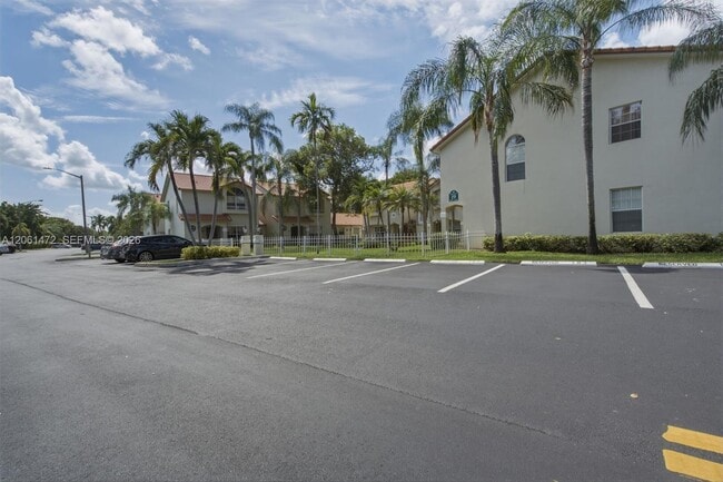 Building Photo - 10805 NW 3rd Ct