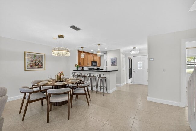 Building Photo - 479 Prestwick Cir