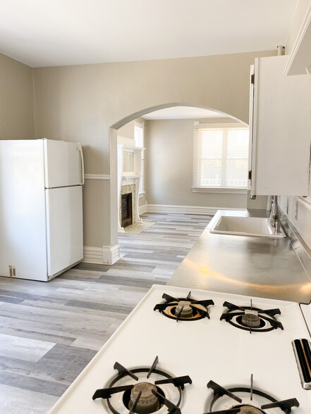 Kitchen to Living Room - 432 E Whittier St