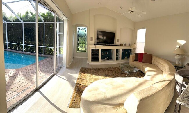 Building Photo - 8870 Huntington Pointe Dr