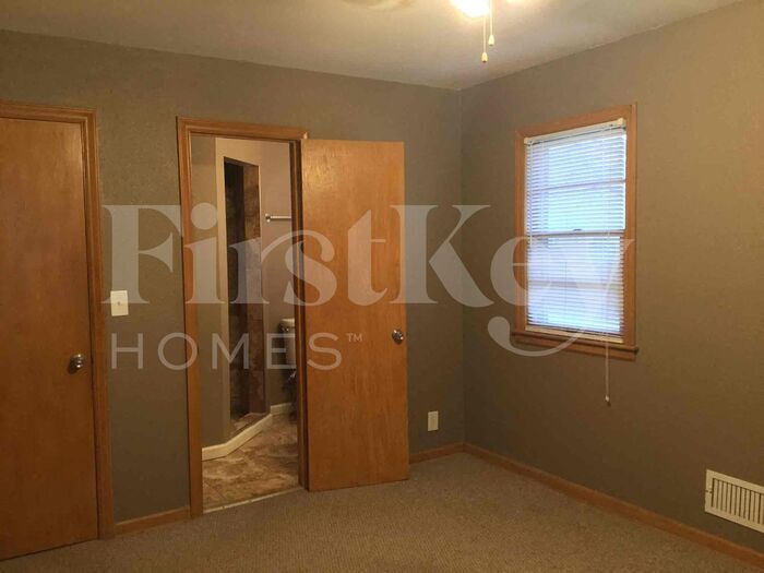 Building Photo - 8305 E 85th Terrace