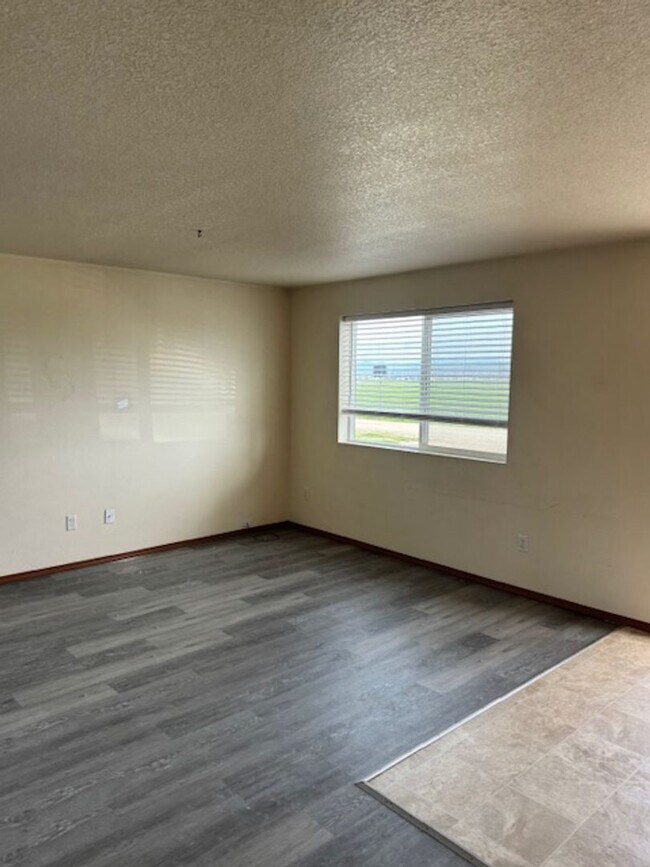 Building Photo - 3530 Britt Ave