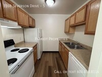 Building Photo - 1 bedroom/ 1 bath apartment in Sun Prairie...