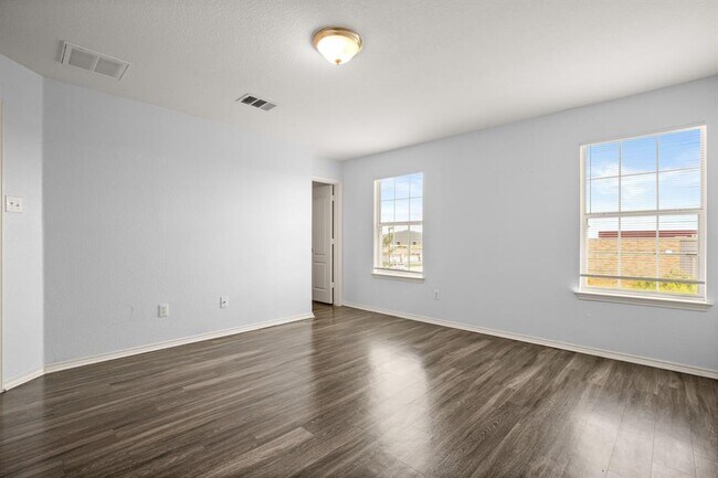 Building Photo - 13400 Gilwell Dr