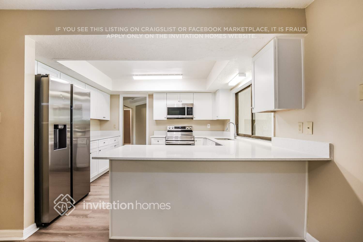 Building Photo - 537 Woodview Dr