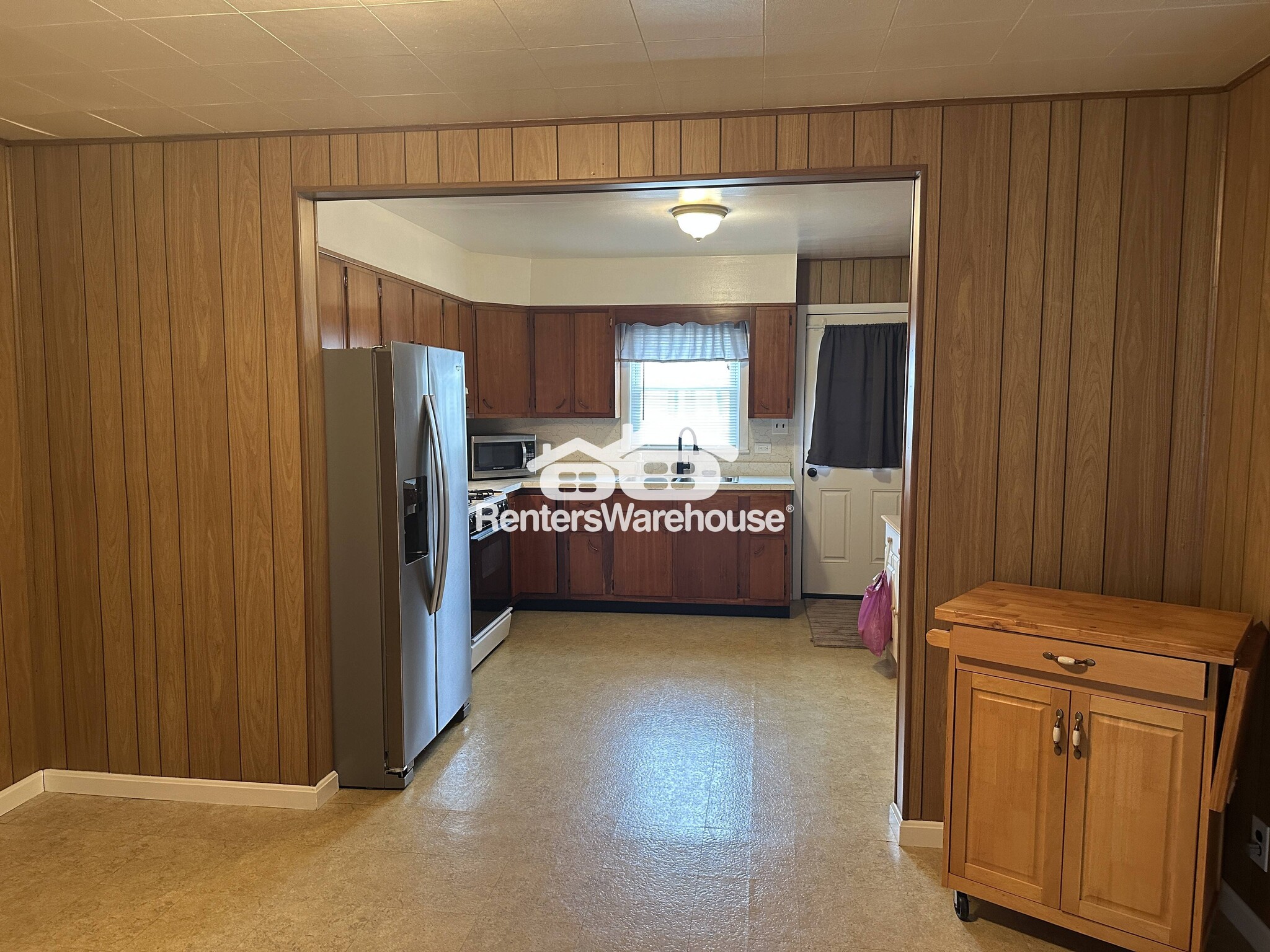 Building Photo - 8226 Longpoint Rd