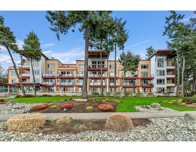 Building Photo - Beach Condo In Birch Bay - 2 Bed/2 Bath - ...