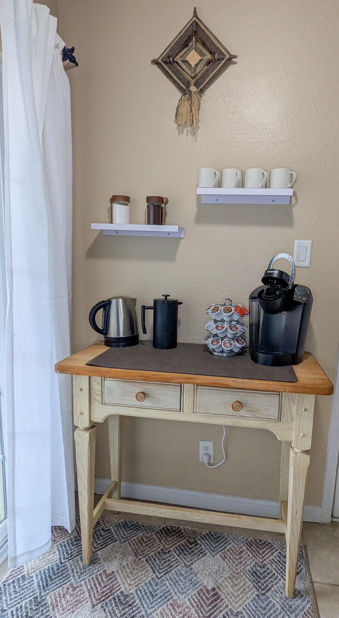 Coffee/Tea Bar - 1909 Lavaca Ct