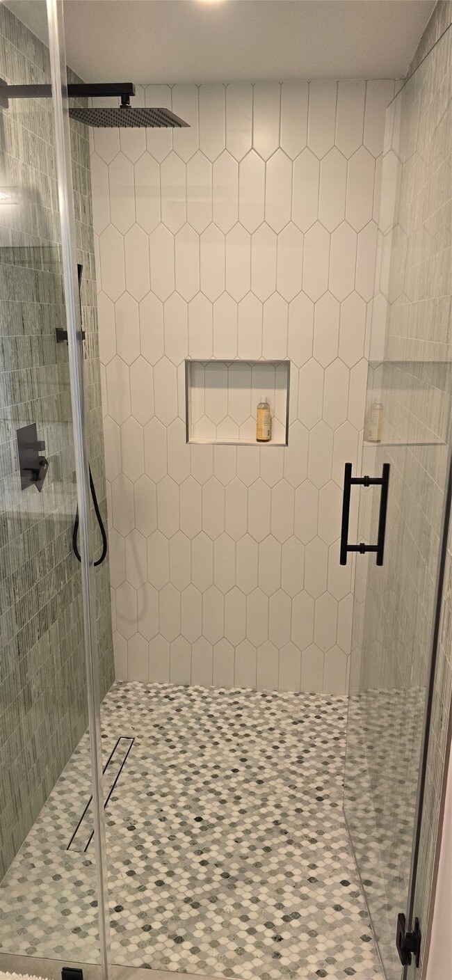 Building Photo - 1403 Bramblebury Dr