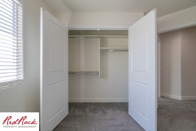 Building Photo - MOVE IN SPECIAL!!! $200 off first full mon...