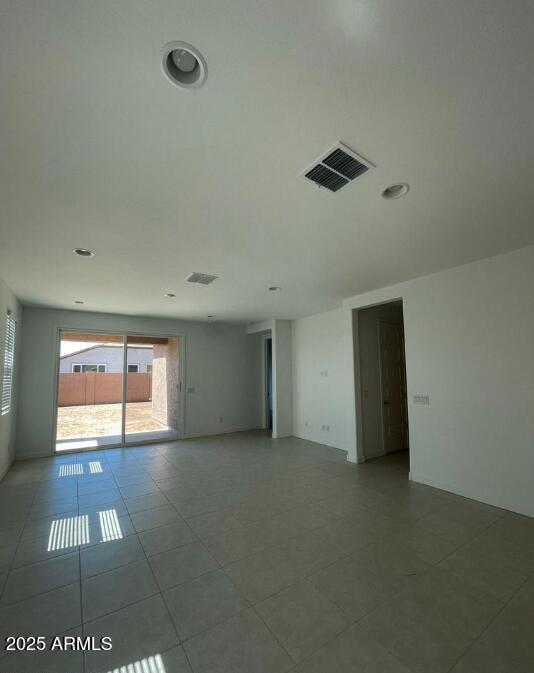 Building Photo - 2783 E Tie Down Dr