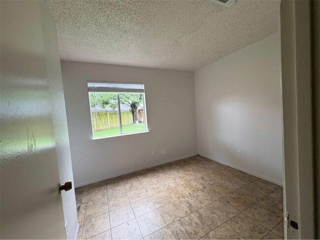 Building Photo - 17807 Northway Ct