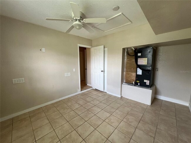 Building Photo - 1138 Bounds St