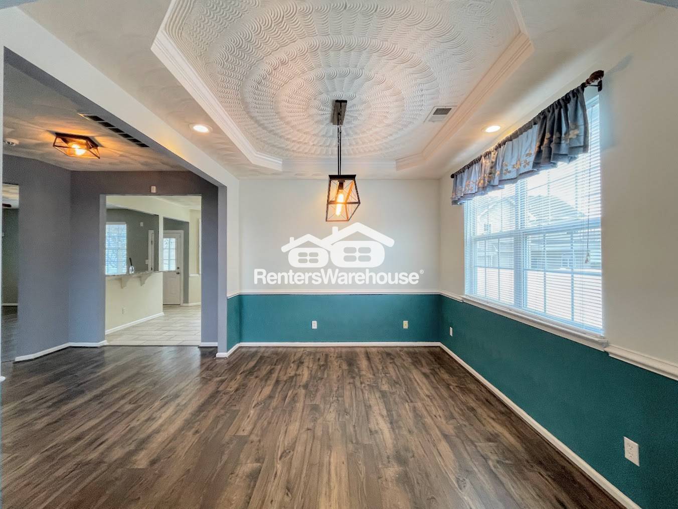 Building Photo - 1921 Spain Ln