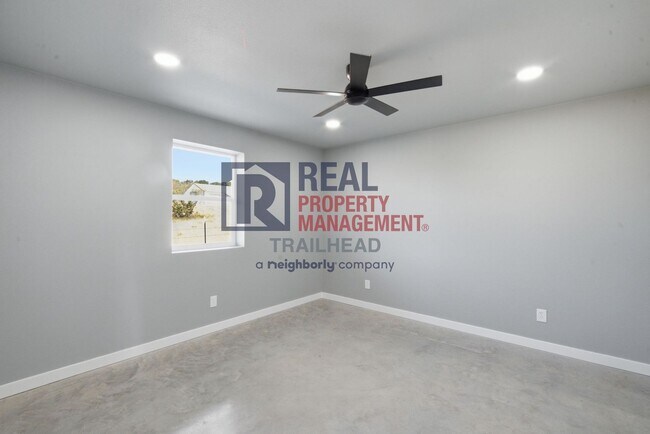 Building Photo - 14250 Co Rd 209