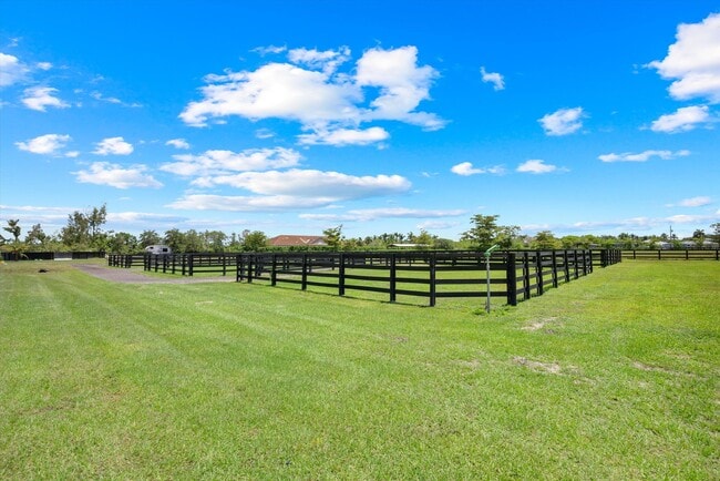 Building Photo - 16175 Deer Path Ln
