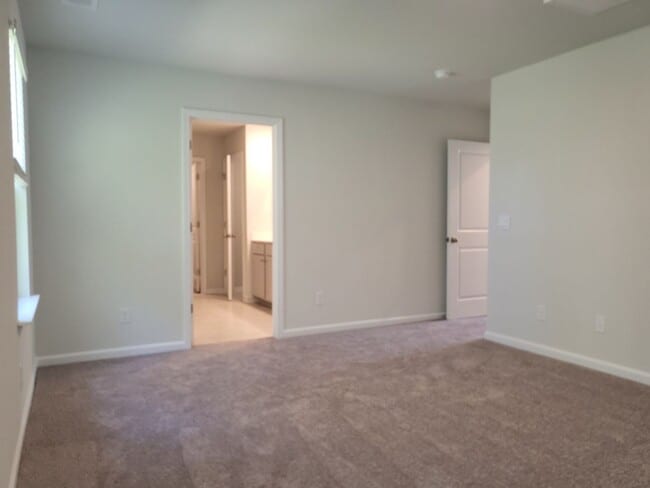 Building Photo - Watergrass in Richmond Hill