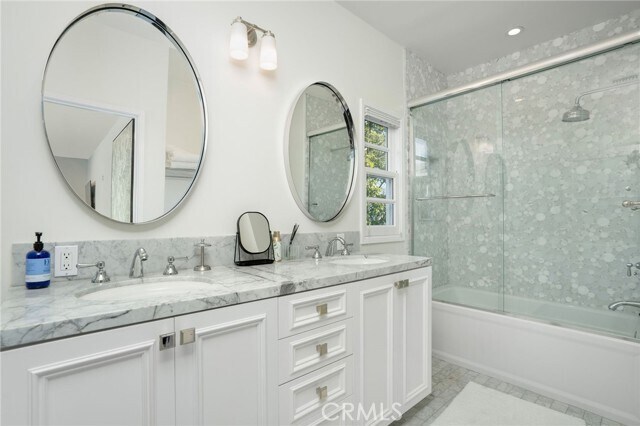 Building Photo - 738 N Almar Ave