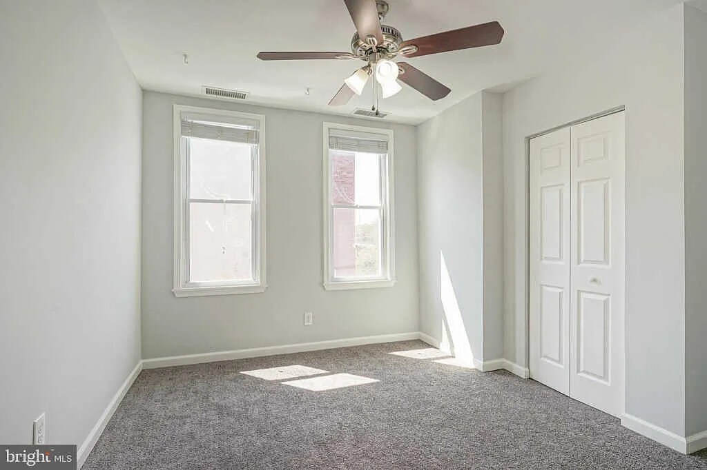 Building Photo - 217 Shurs Ln