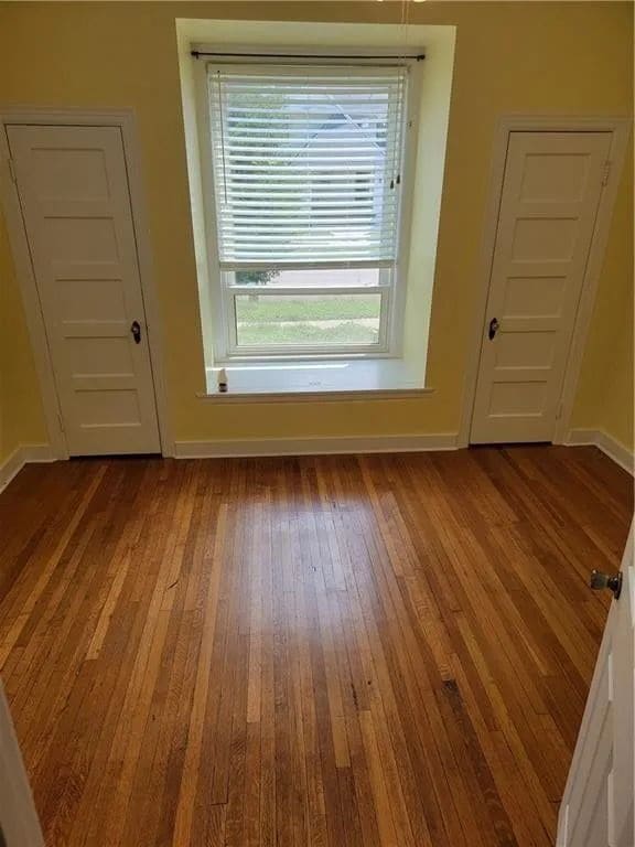 Building Photo - 3 Bedroom / 1 Bathroom Home in a Central Des Moines Location!