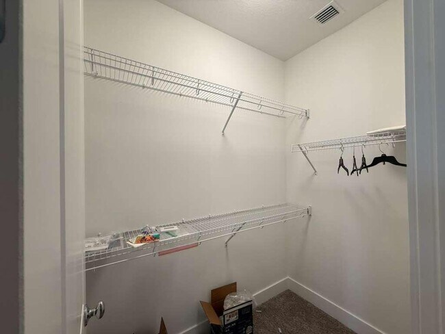 Building Photo - 5348 Sagan Ln