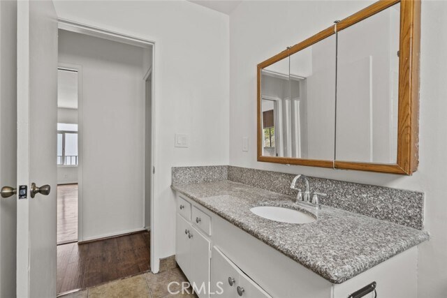 Building Photo - 1601 College View Dr